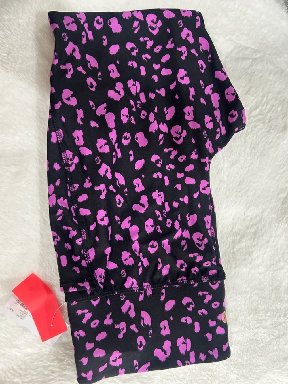 Black Leggings with Hot purple Leopard Print